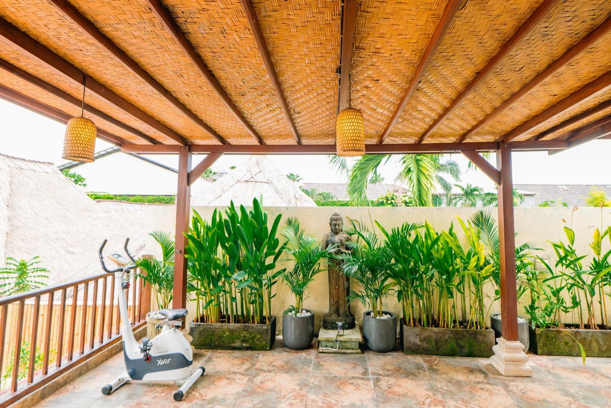 Leona Villa Seminyak (Bali)