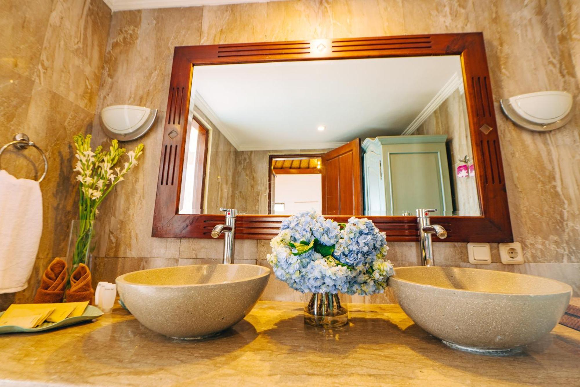 Leona Villa Seminyak (Bali)